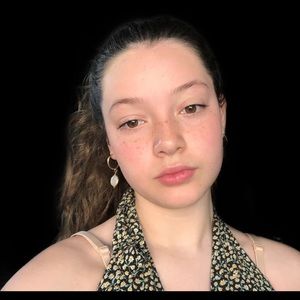 Meet your Posher, Isabella